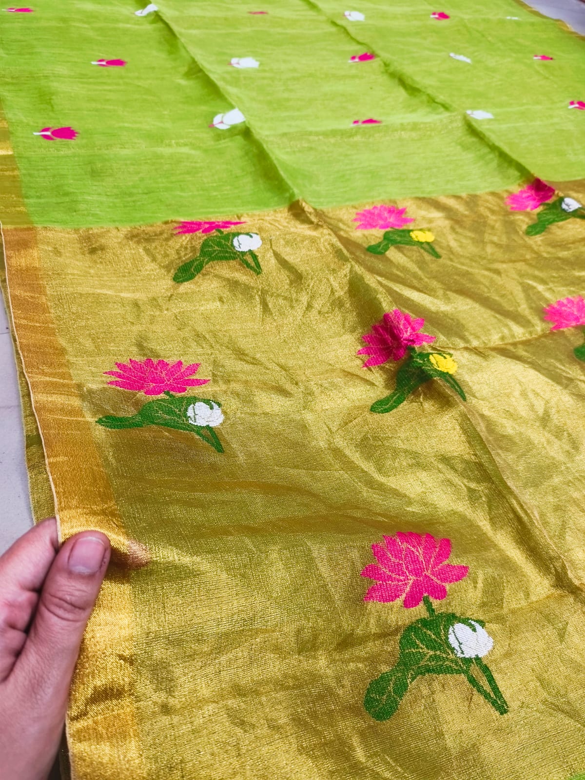 Tissue Linen Paithani Pallu