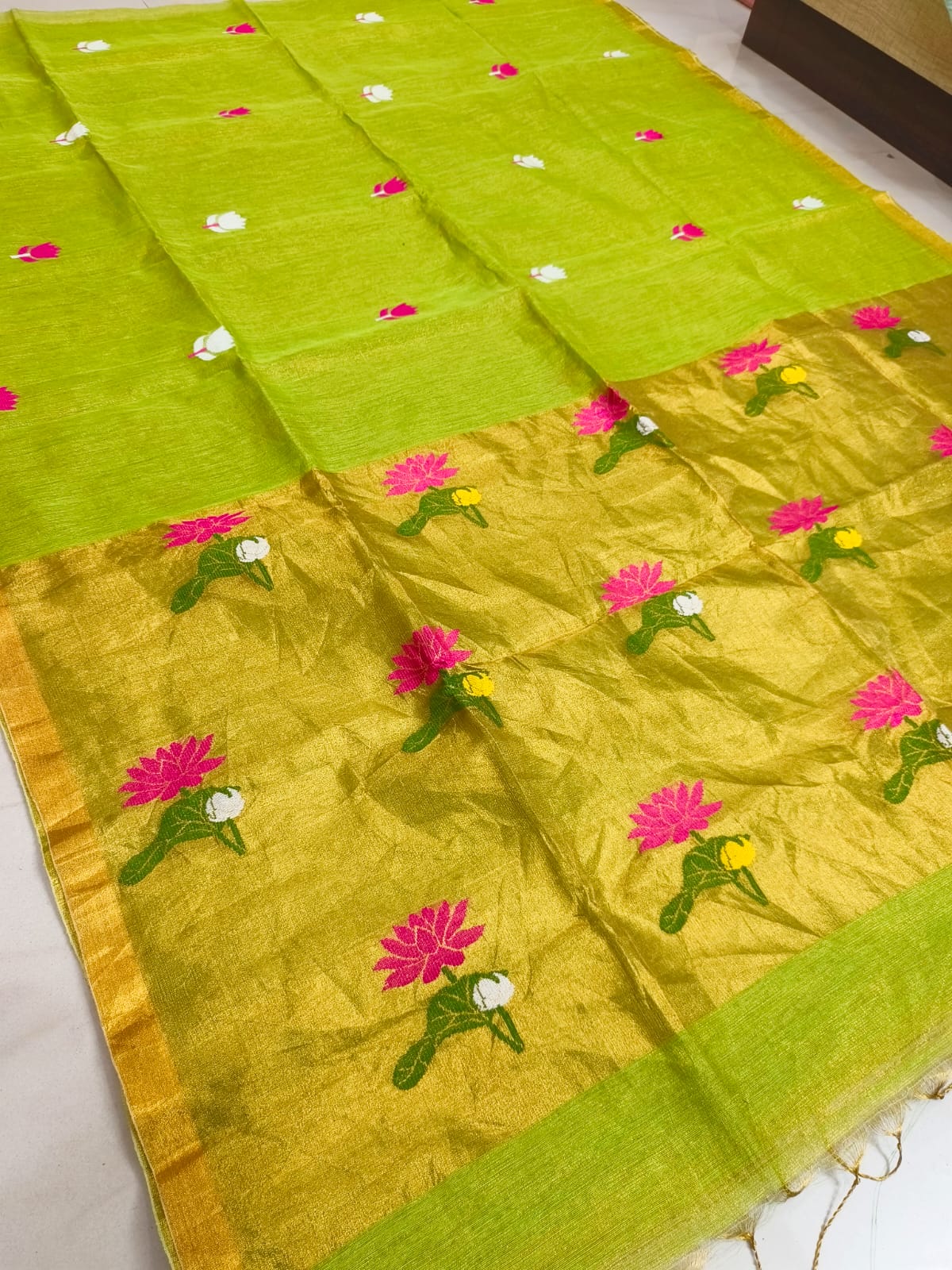 Tissue Linen Paithani Pallu